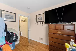 42 Randolph St, Carteret, NJ 07008 - Photo 17