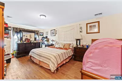 42 Randolph Street, Carteret, NJ 07008 - Photo 9