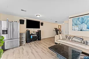 42 Randolph St, Carteret, NJ 07008 - Photo 33