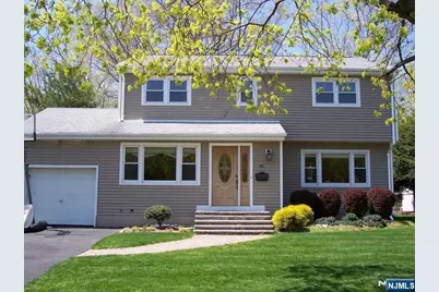 42 Willow Way, Wanaque, NJ 07465 - Photo 1