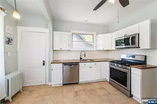 331 Diamond Bridge Ave, Hawthorne, NJ 07506 - Photo 5