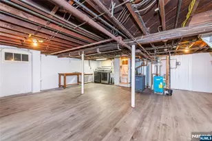 331 Diamond Bridge Ave, Hawthorne, NJ 07506 - Photo 13