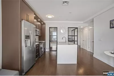 6401 Park Avenue 401 #401, West New York, NJ 07093 - Photo 9