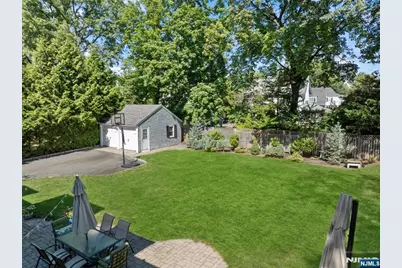 429 Fairway Road, Ridgewood, NJ 07450 - Photo 5