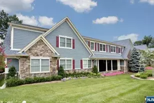 112 Franklin Turnpike D, Waldwick, NJ 07463 - Photo 1