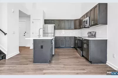 315 Railroad Avenue 107 #107, East Rutherford, NJ 07073 - Photo 9