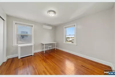 539 Hillside Street, Ridgefield, NJ 07657 - Photo 15