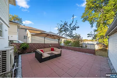 539 Hillside Street, Ridgefield, NJ 07657 - Photo 31