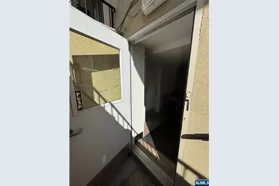 87 Old River Street 3 #3, Hackensack, NJ 07601 - Photo 3