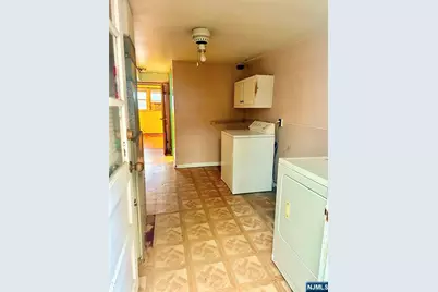 70 Orchard Street, Garfield, NJ 07026 - Photo 9