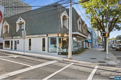 210 Whiteman 103 #103, Fort Lee, NJ 07024 - Photo 3