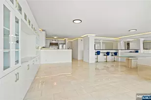 7004 Blvd East 26D, Guttenberg, NJ 07093 - Photo 17