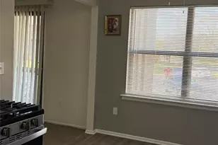 324 Sharon Ct 324, Woodbridge Township, NJ 07095 - Photo 9