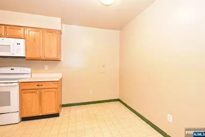 636 Cannella Way 636 #636, Riverdale, NJ 07457 - Photo 13