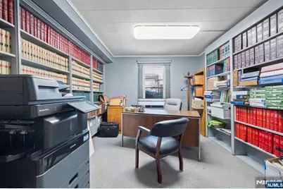 647 Anderson Avenue, Cliffside Park, NJ 07010 - Photo 19