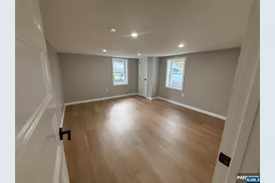 14 Park Street, Little Ferry, NJ 07643 - Photo 33