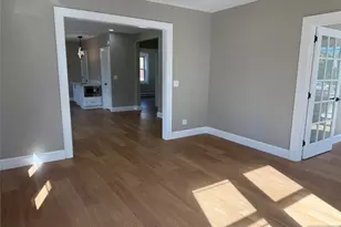 14 Park St, Little Ferry, NJ 07643 - Photo 9