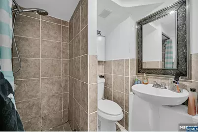 126 Macarthur Avenue, Garfield, NJ 07026 - Photo 15