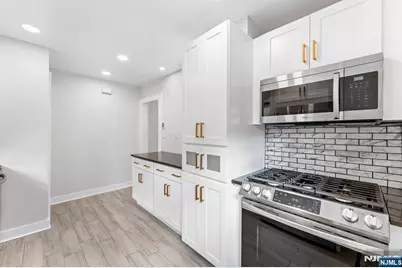 177 Pierrepont Avenue, Rutherford, NJ 07070 - Photo 17