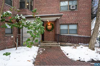 3051 Edwin 1B #1B, Fort Lee, NJ 07024 - Photo 1