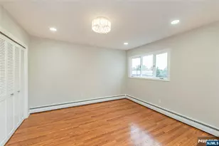 83 Shepherds Ln 2, Totowa, NJ 07512 - Photo 11