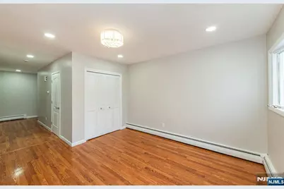 83 Shepherds Lane 2 #2, Totowa, NJ 07512 - Photo 9