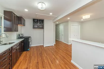 83 Shepherds Lane 2 #2, Totowa, NJ 07512 - Photo 7