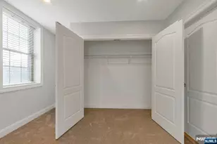 5401 Rio Vista Dr, Mahwah, NJ 07430 - Photo 15