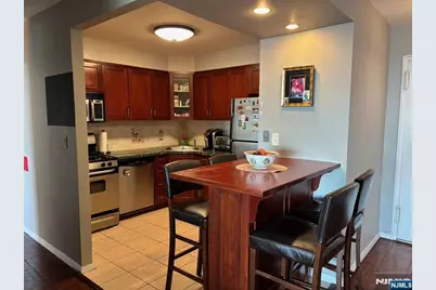 2000 Linwood Avenue 14Y #14Y, Fort Lee, NJ 07024 - Photo 1