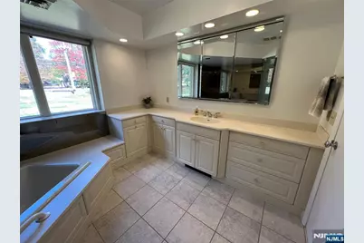 391 Forest Road, Mahwah, NJ 07430 - Photo 15