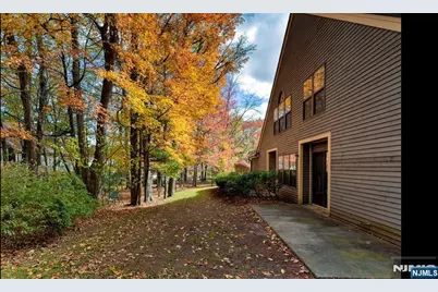 21 Plymouth Alley F #F, West Milford, NJ 07480 - Photo 3