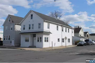 519 Roosevelt Avenue 2 #2, Carteret, NJ 07008 - Photo 1