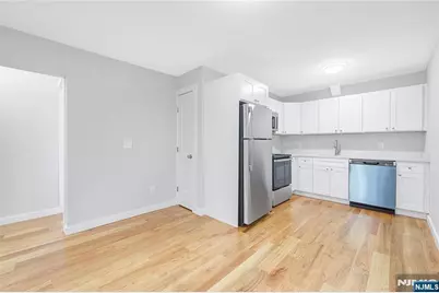 161 18th Street 10C #10C, Union City, NJ 07087 - Photo 5