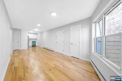 161 18th Street 10C #10C, Union City, NJ 07087 - Photo 3