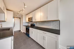 200 Winston Dr 716, Cliffside Park, NJ 07010 - Photo 9