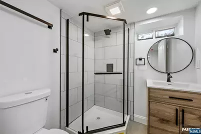 510 Halsted Street, East Orange, NJ 07018 - Photo 15