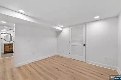 510 Halsted Street, East Orange, NJ 07018 - Photo 13