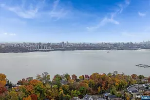 1600 Parker 17H, Fort Lee, NJ 07024 - Photo 19