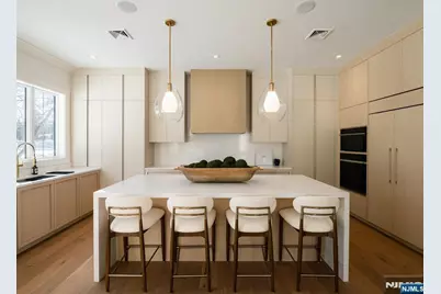 16-18 Paris Avenue 1 #1, Rockleigh, NJ 07647 - Photo 9