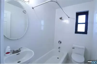 2335 Hudson Terrace E6 #E6, Fort Lee, NJ 07024 - Photo 15