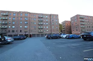 2335 Hudson Terrace E6, Fort Lee, NJ 07024 - Photo 27