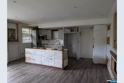 2345 Linwood Avenue Lg #LG, Fort Lee, NJ 07024 - Photo 15