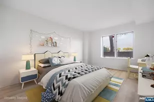 105 Nelson Ct, Edgewater, NJ 07020 - Photo 3