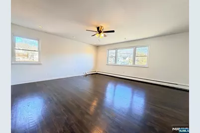 61 Star Lake Road 2 #2, Bloomingdale, NJ 07403 - Photo 3