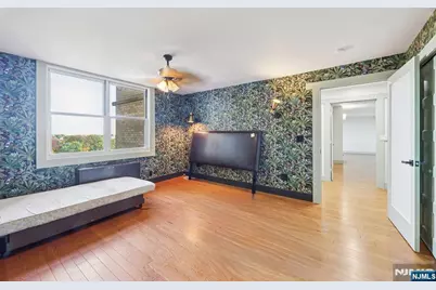 2200 N Central Road 10 J #10 J, Fort Lee, NJ 07024 - Photo 21