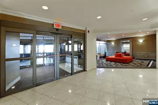 2200 N Central Road 10 J, Fort Lee, NJ 07024 - Photo 3