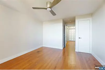 2200 N Central Road 10 J #10 J, Fort Lee, NJ 07024 - Photo 17