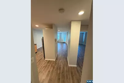 115 Polifly Road 5D #5D, Hackensack, NJ 07601 - Photo 3