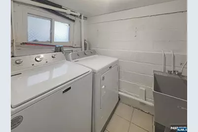 2 N 20th Street, East Orange, NJ 07017 - Photo 31