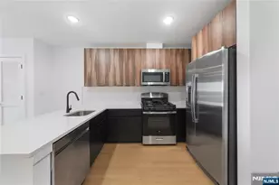 768 Bergen Street 5D, Newark, NJ 07108 - Photo 3